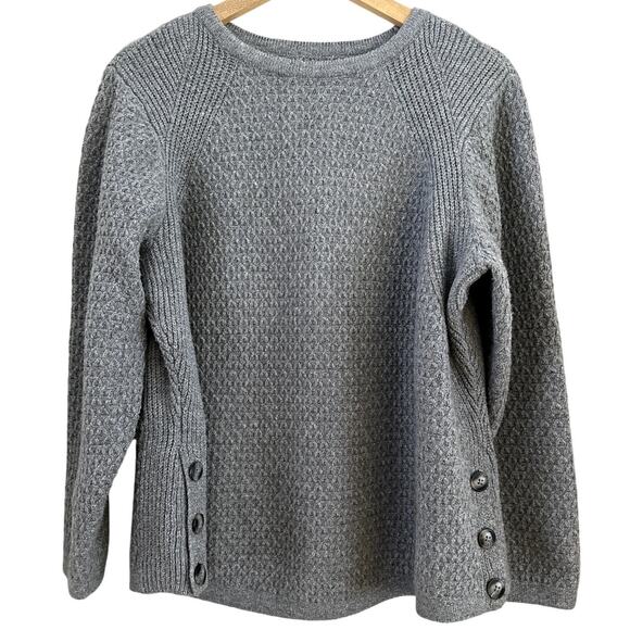 Unbranded Oversized Women's Soft Gray Sweater-EUC - Picture 1 of 4